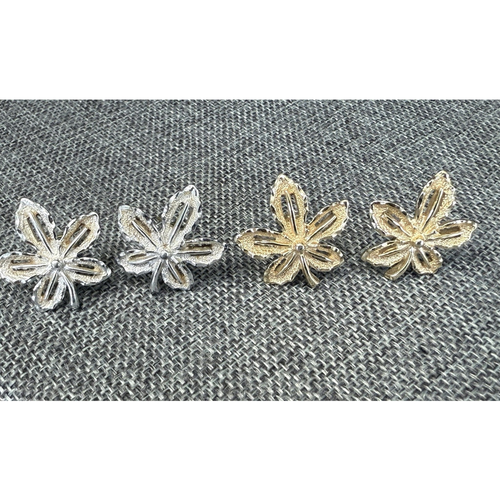 Vtg TWO Sarah Coventry Leaf Clip On Earrings Texture Silver & Gold Tone Signed
